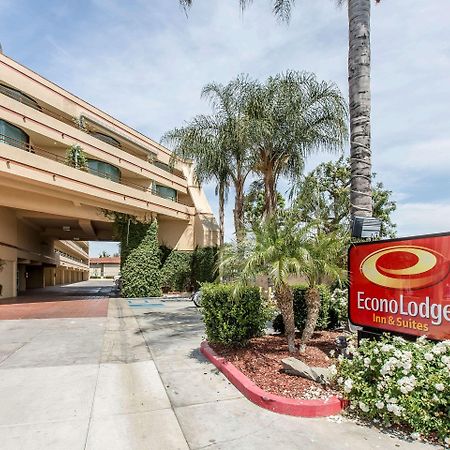 Econo Lodge Inn & Suites Riverside - Corona Exterior foto